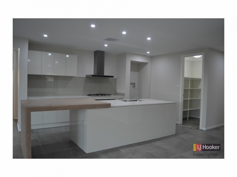 38 Law Crescent, Oran Park NSW 2570