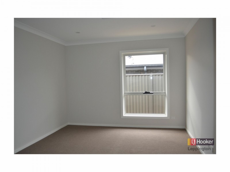38 Law Crescent, Oran Park NSW 2570