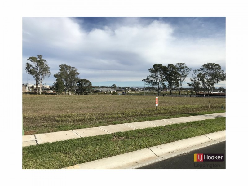 7 Wollahan Avenue, Denham Court NSW 2565
