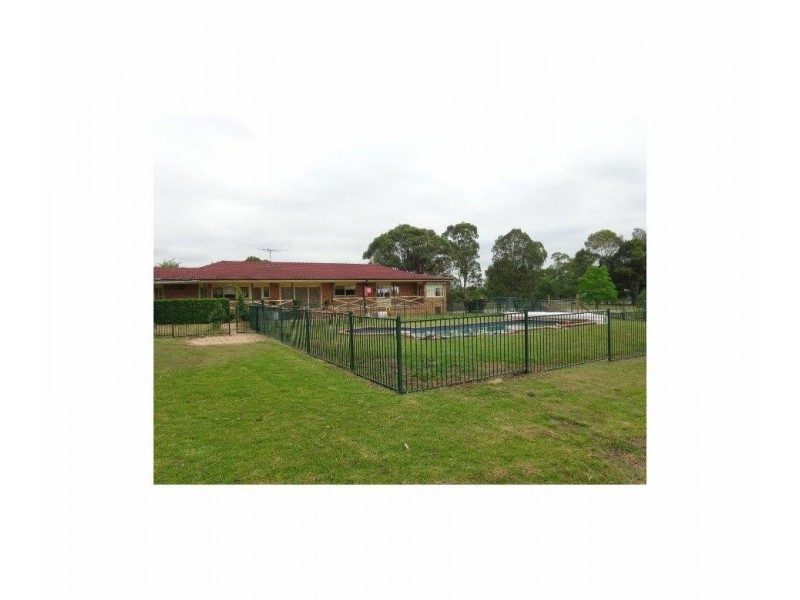 26 Whitaker Road, Rossmore NSW 2557
