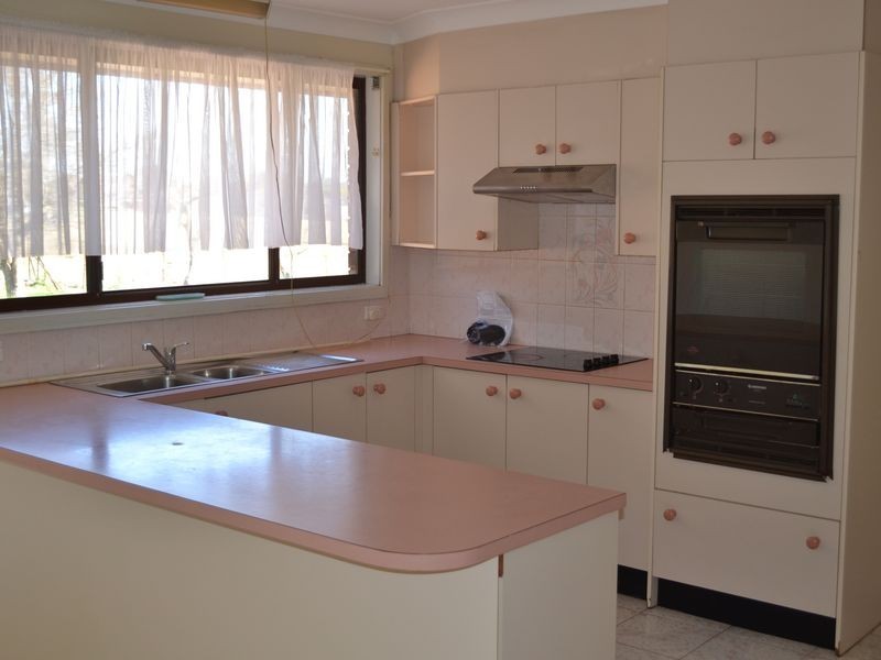 715 Bringelly Road, Rossmore NSW 2557