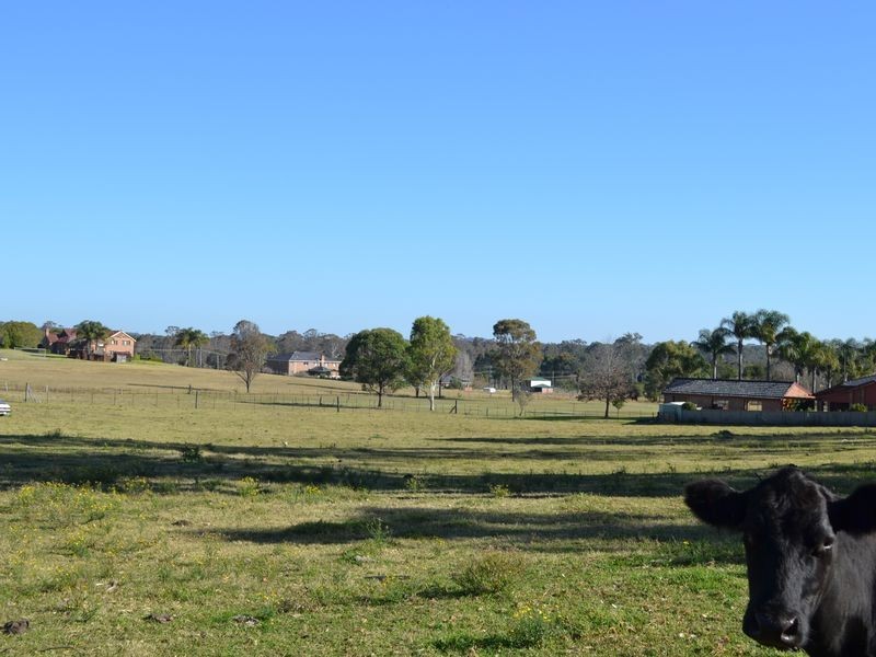 715 Bringelly Road, Rossmore NSW 2557