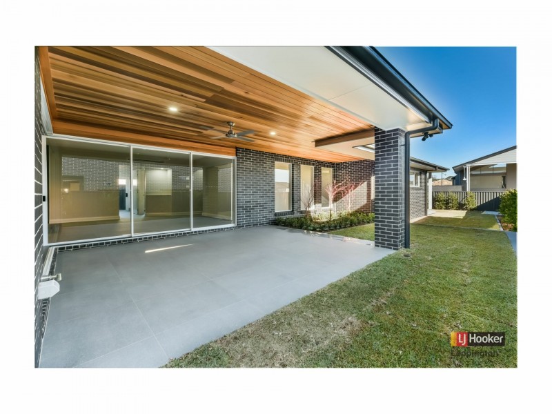 15 Chamberlain Way, Harrington Park NSW 2567