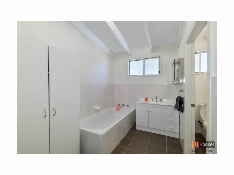 44 Chisholm Road, Catherine Field NSW 2557