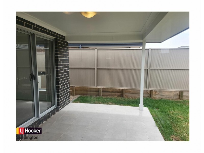 6 Abidi Street, Spring Farm NSW 2570