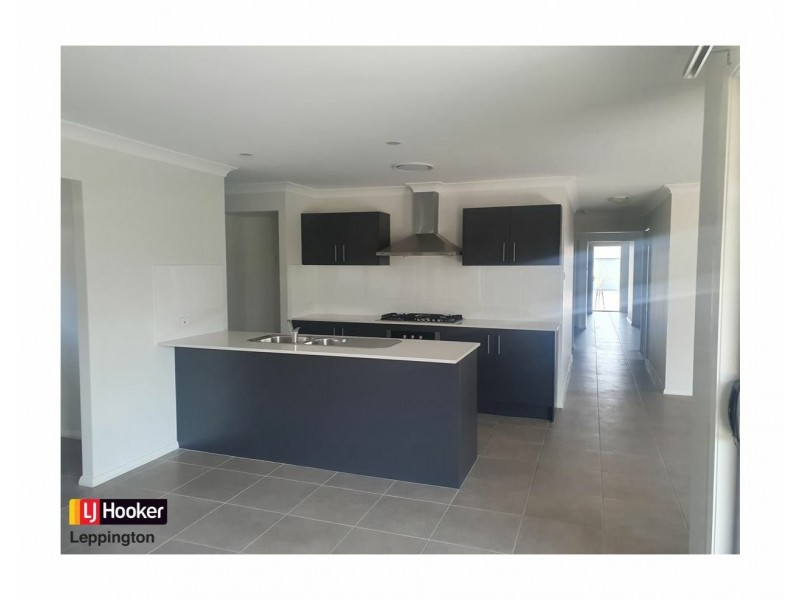 6 Abidi Street, Spring Farm NSW 2570