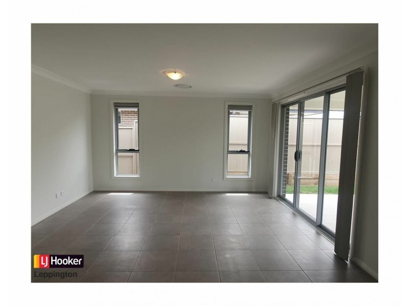 6 Abidi Street, Spring Farm NSW 2570