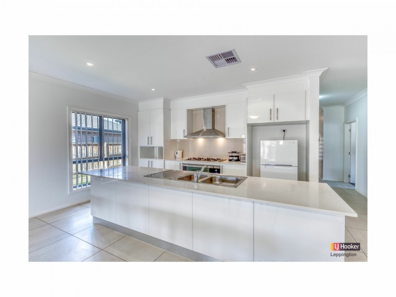 8 Redgate Terrace, Cobbitty NSW 2570