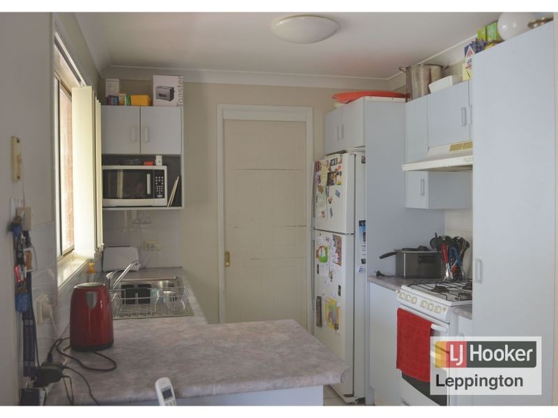 21 Gadshill Place, Rosemeadow NSW 2560