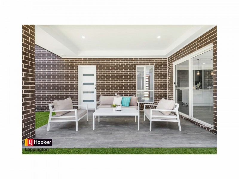8 Grandview Drive, Campbelltown NSW 2560