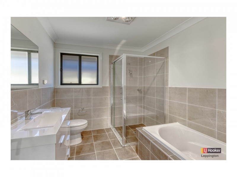 3 Greenberg Street, Spring Farm NSW 2570