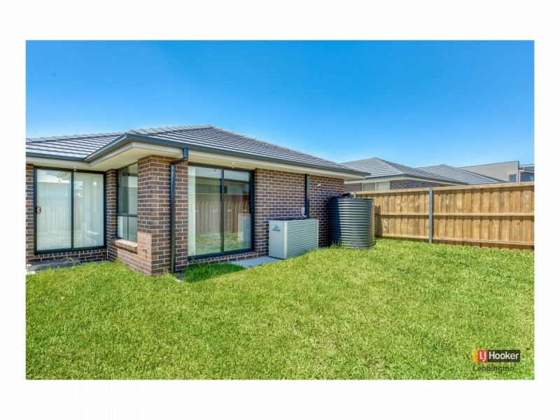 3 Greenberg Street, Spring Farm NSW 2570