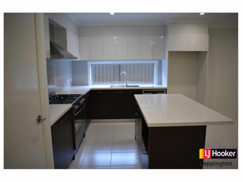 15 Blacksmith Crescent, Cobbitty NSW 2570