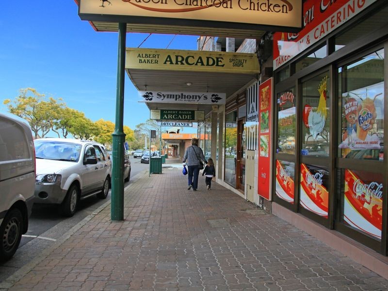 8/165 Argyle Street, Camden NSW 2570