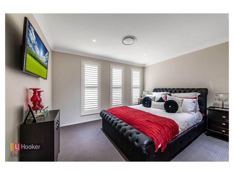 42 Atlee Street, Oran Park NSW 2570