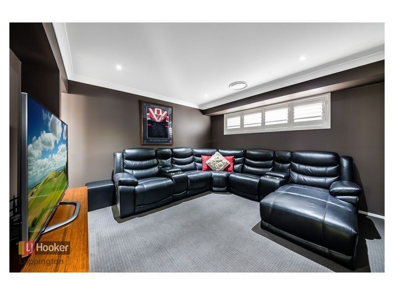 42 Atlee Street, Oran Park NSW 2570