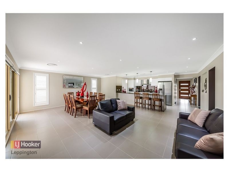 42 Atlee Street, Oran Park NSW 2570