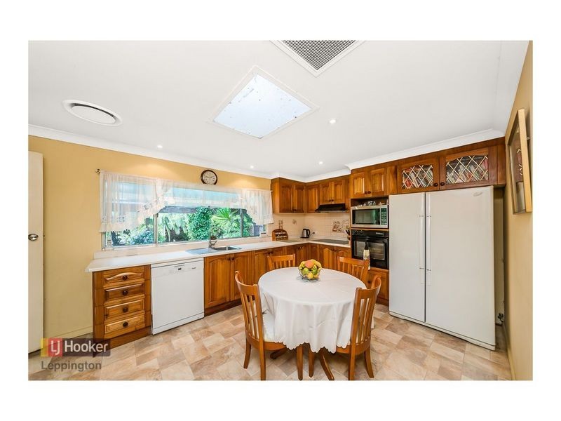 35 Robens Crescent, Catherine Field NSW 2557