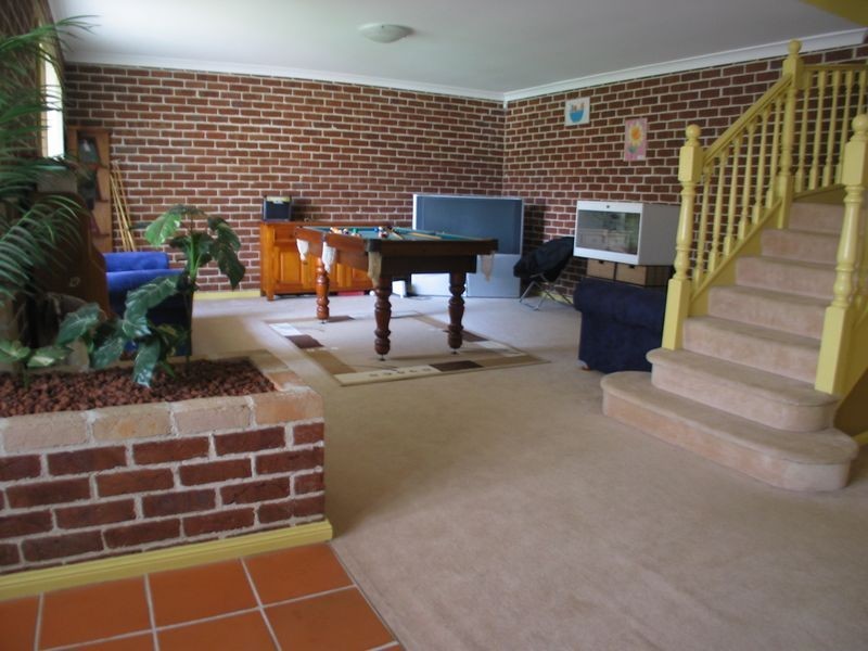 West Hoxton NSW 2171