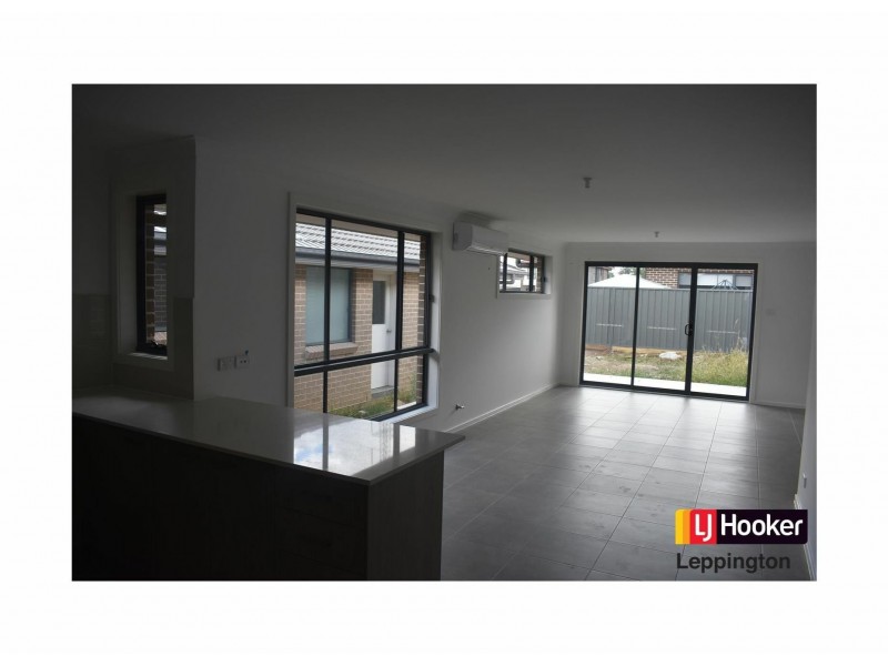 17 Riberry Street, Gregory Hills NSW 2557