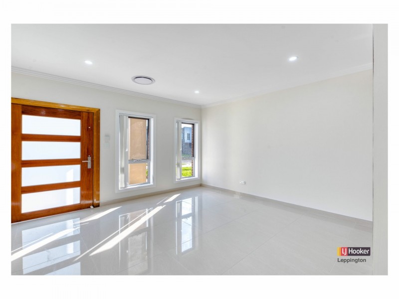 228b Village Circuit, Gregory Hills NSW 2557