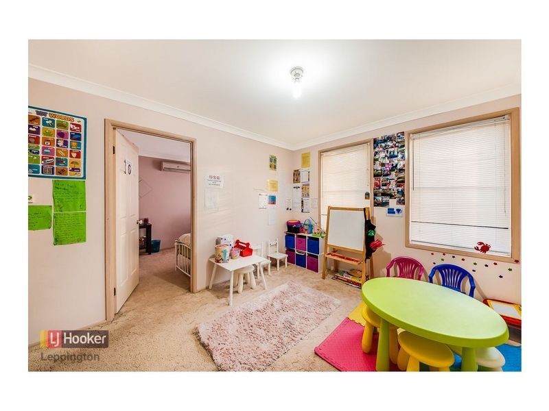 4 Howe Place, Horningsea Park NSW 2171