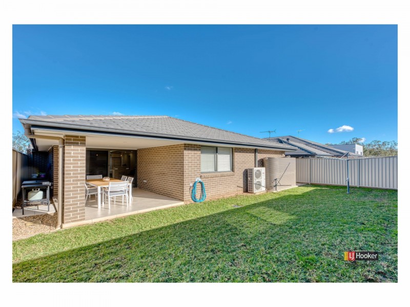 8 Tunnel Street, Leppington NSW 2179