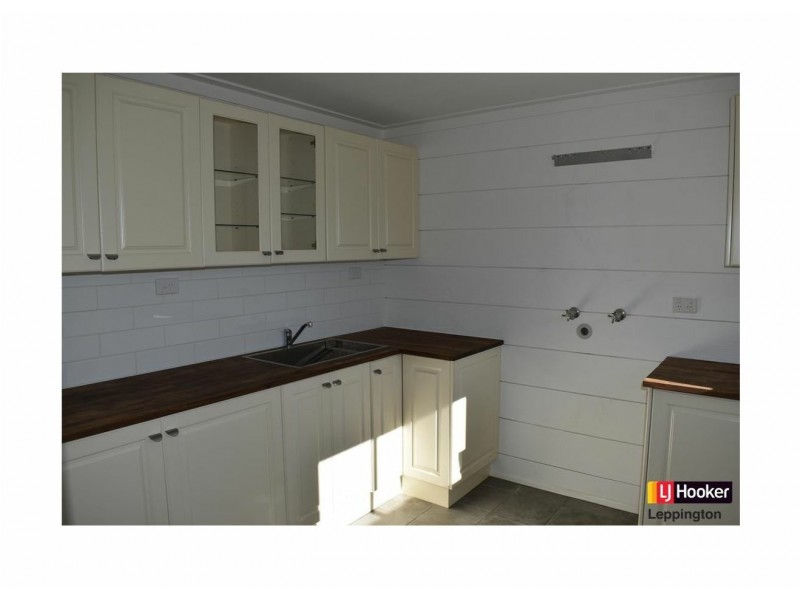14 Nott Place, Mount Annan NSW 2567
