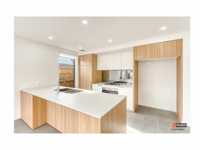 19 Kanooka Street, Denham Court NSW 2565