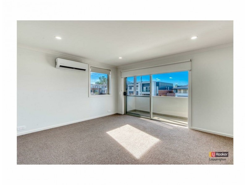 19 Kanooka Street, Denham Court NSW 2565