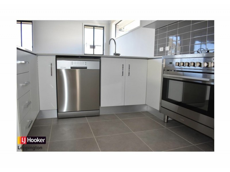 37 Estoc Street, Austral NSW 2179
