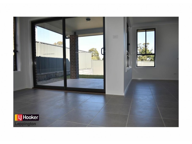 37 Estoc Street, Austral NSW 2179