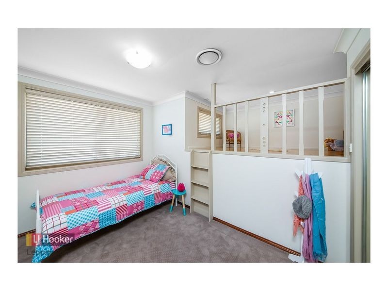 12 Kearns Place, Horningsea Park NSW 2171