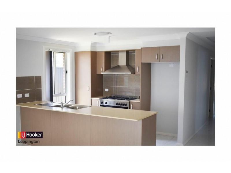 44 Bluebell Crescent, Spring Farm NSW 2570