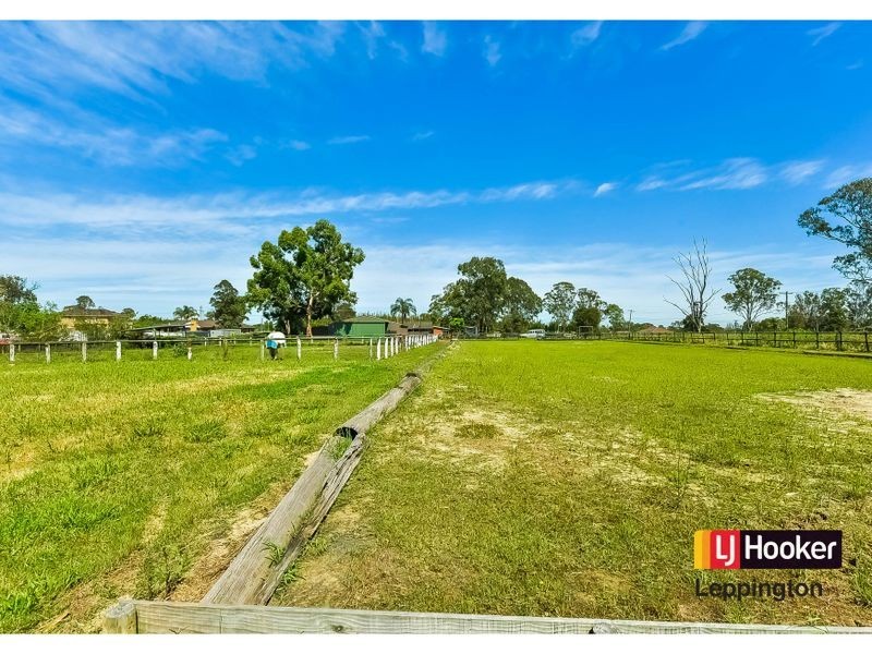 Badgerys Creek NSW 2555