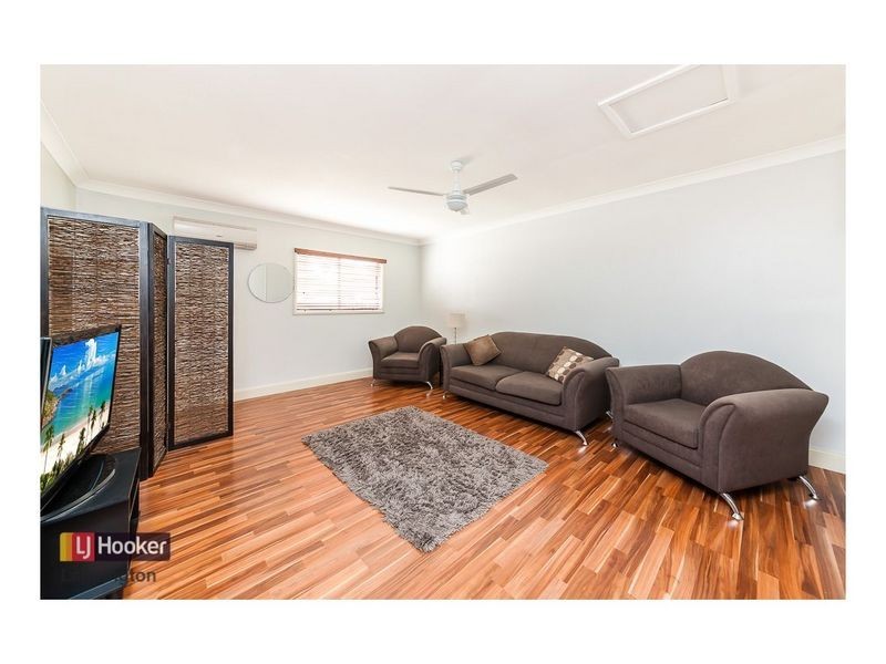 22 Pine Creek Circuit, St Clair NSW 2759