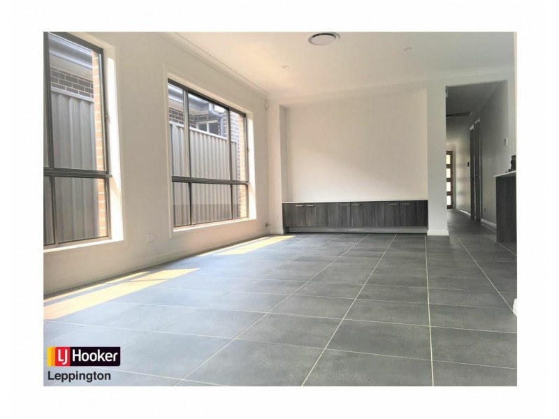 87 Kavanagh Street, Gregory Hills NSW 2557