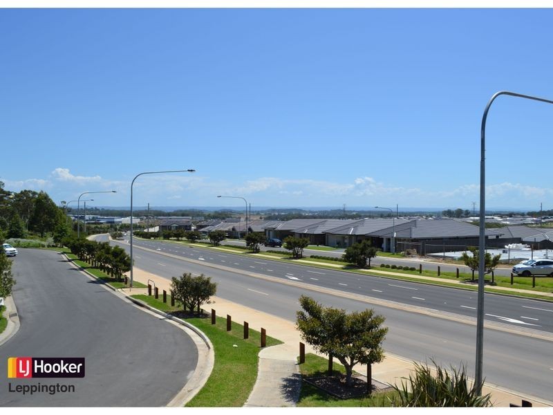 18 McKenzie Boulevarde, Gregory Hills NSW 2557