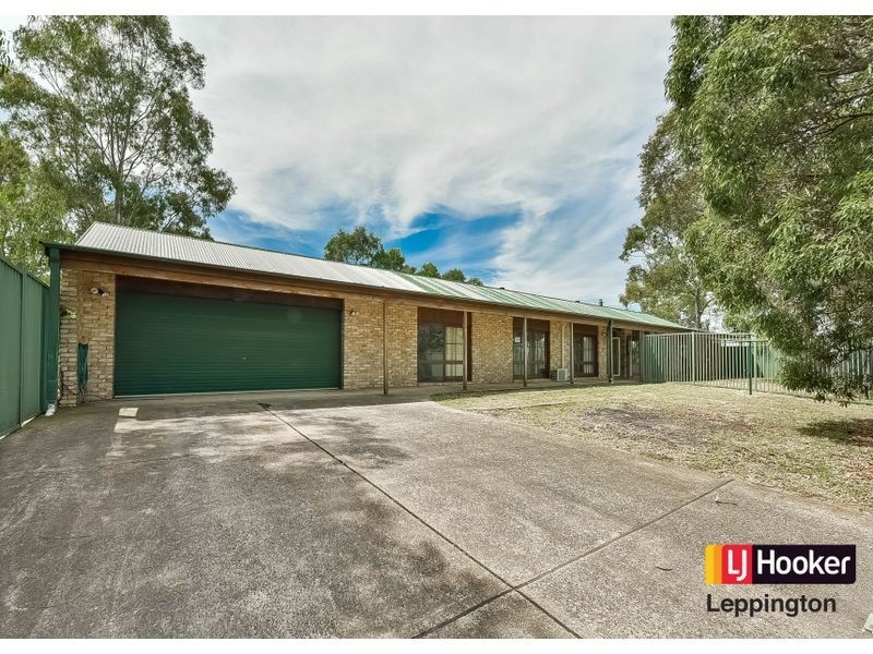 82 Woolgen Park Road, Leppington NSW 2179