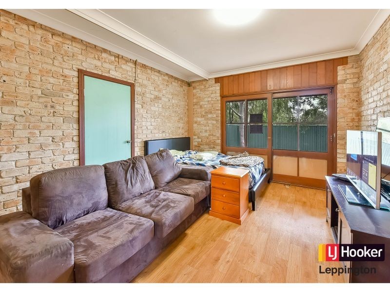 82 Woolgen Park Road, Leppington NSW 2179