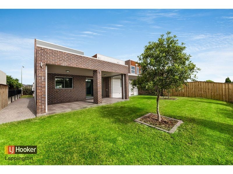 16 McKenzie Boulevarde, Gregory Hills NSW 2557