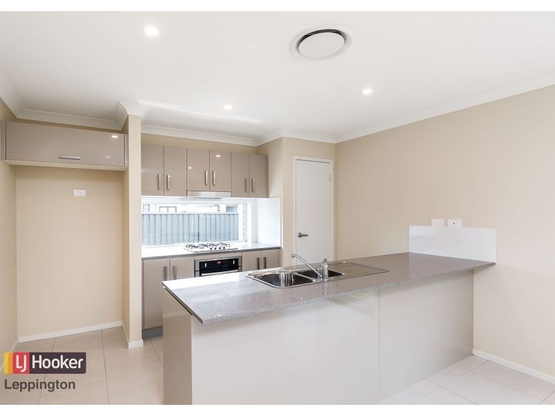1/18 Navigator Street, Leppington NSW 2179