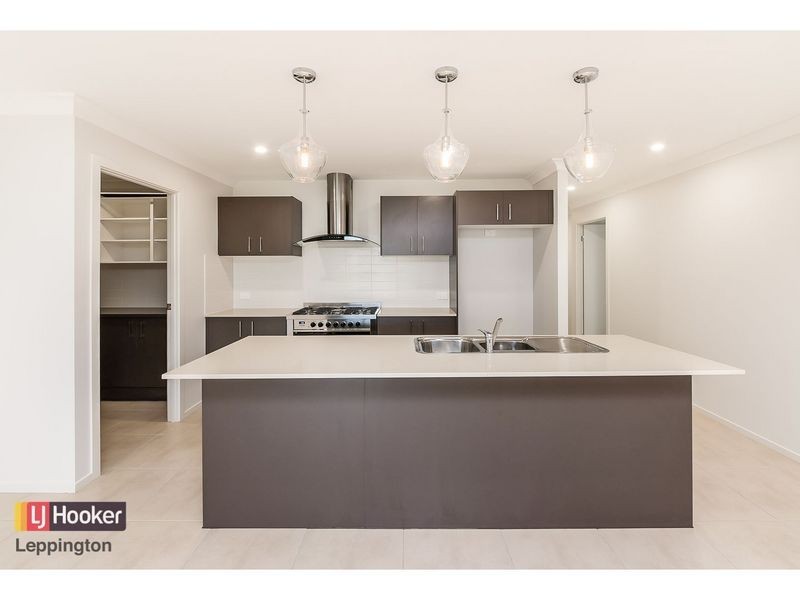 6 Tunnel Street, Leppington NSW 2179