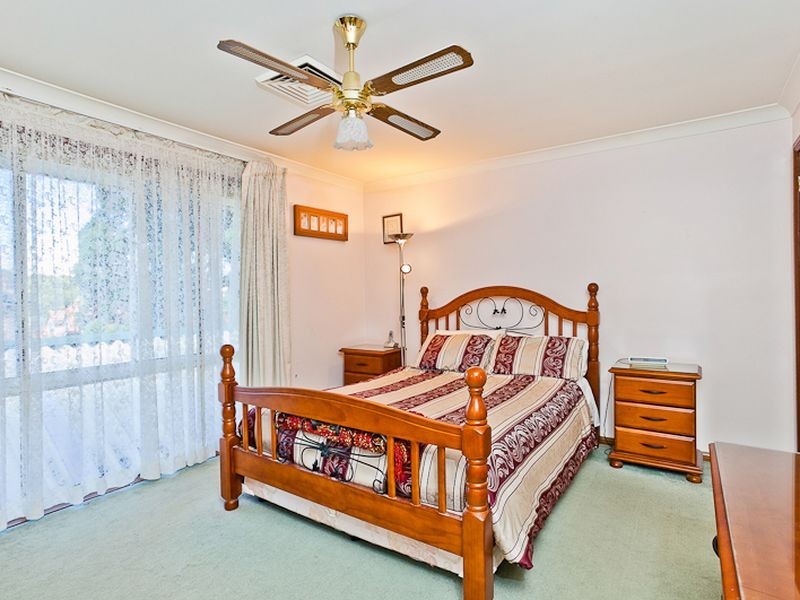 6 Llanberis Drive, Menai NSW 2234