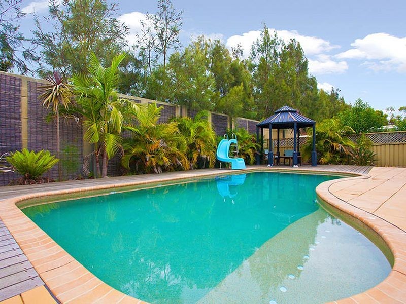 10 Lemon Gum Place, Alfords Point NSW 2234