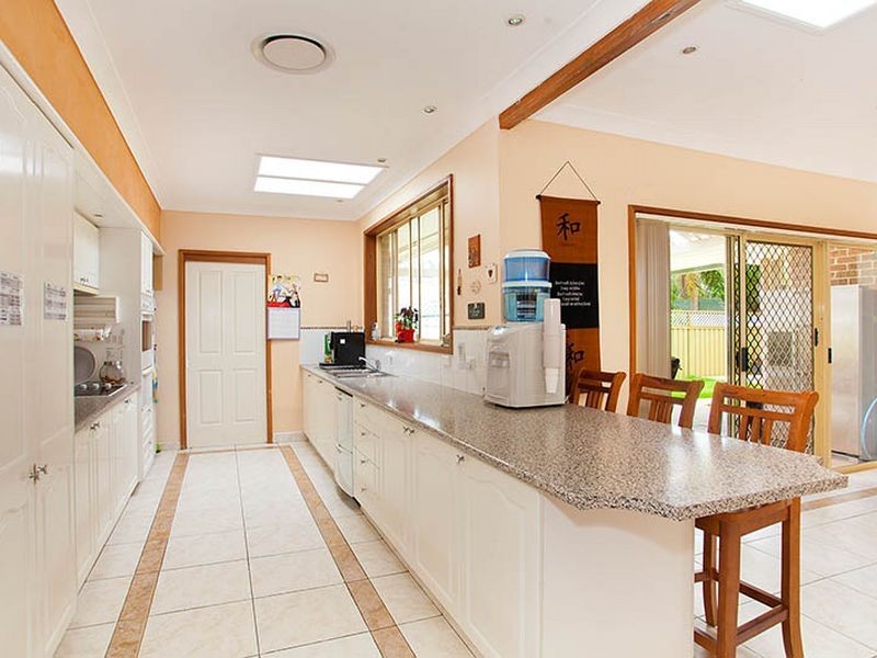 10 Lemon Gum Place, Alfords Point NSW 2234