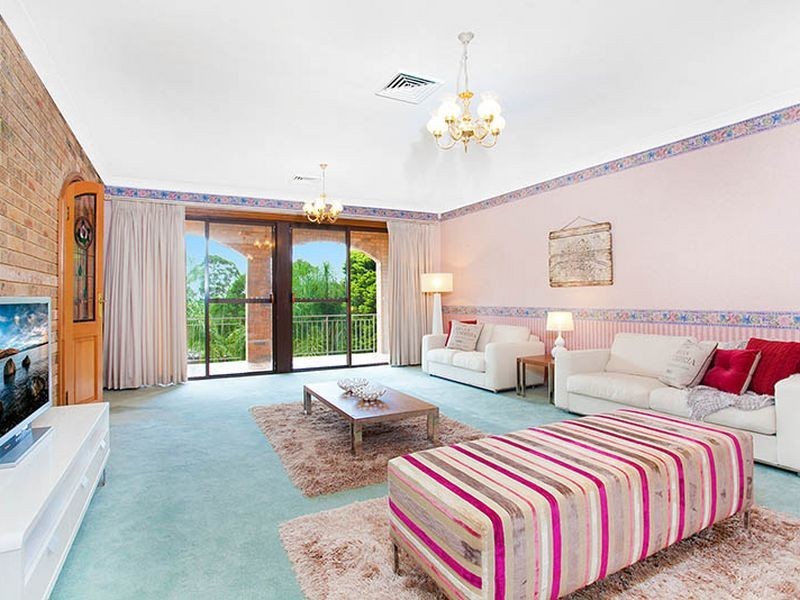 1 Batavia Place, Illawong NSW 2234