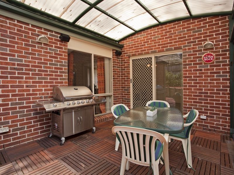 6 Spruce Grove, Menai NSW 2234