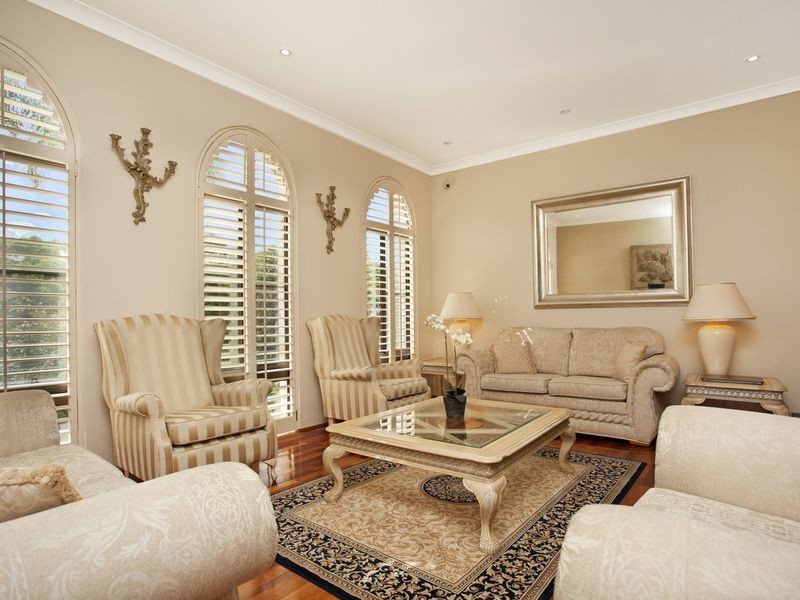 26 Sylvan Ridge Drive, Illawong NSW 2234