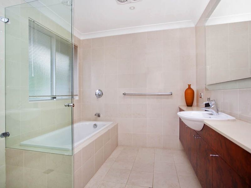 28 Beaumaris Drive, Menai NSW 2234